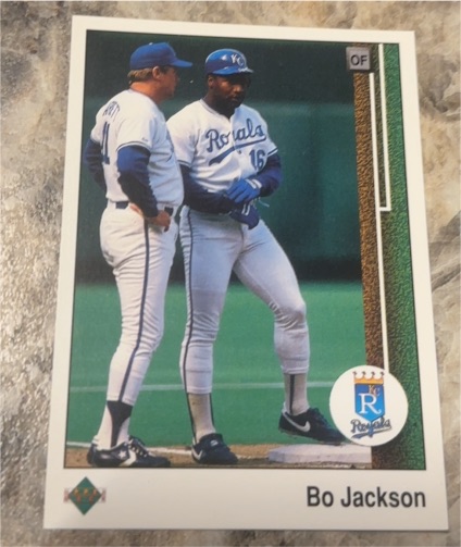 1989 Upper Deck #221 Bo Jackson — front