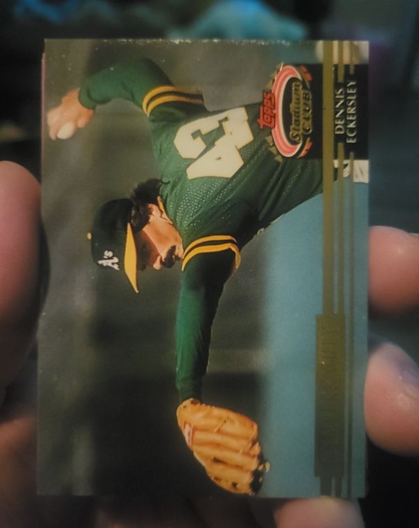 1992 Topps Stadium Club #190 Dennis Eckersley — front