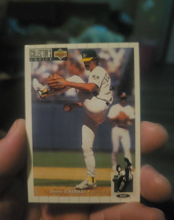 1994 Upper Deck Collector's Choice #495 Dennis Eckersley — front