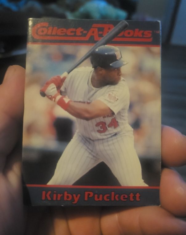 1990 Collect-A-Books #33 Kirby Puckett — front