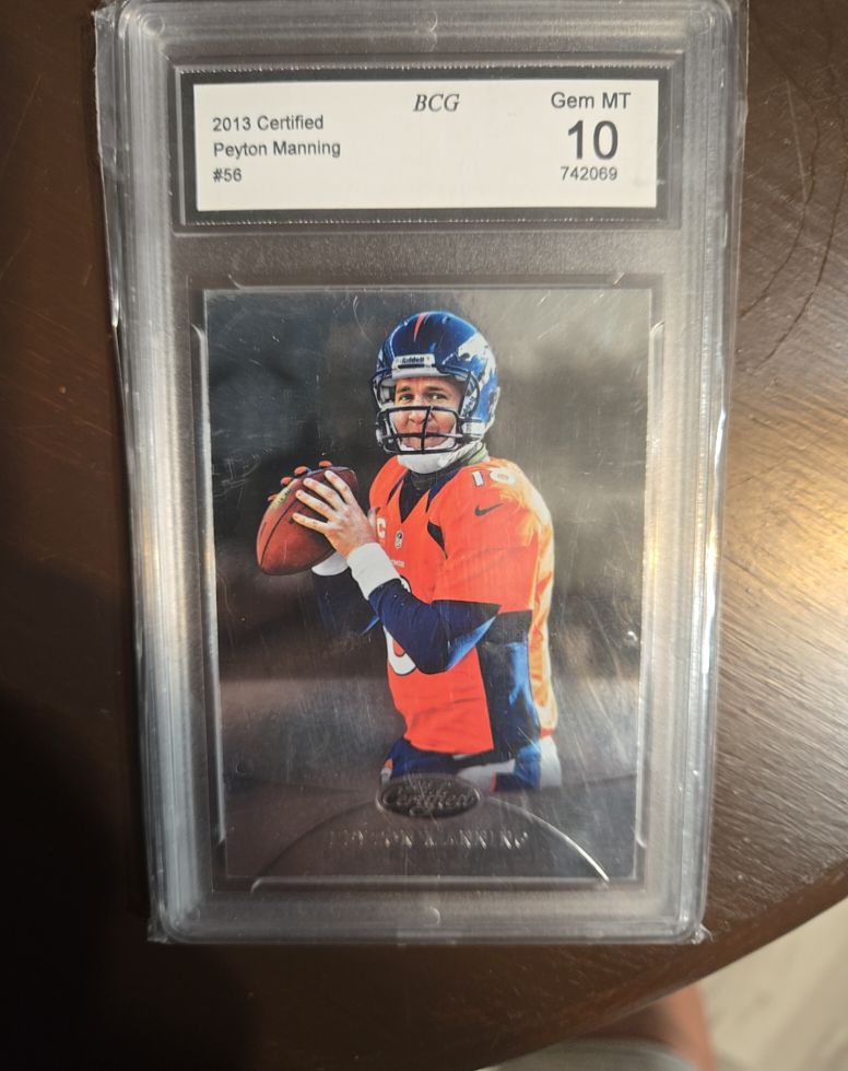 2013 Panini Certified #56 Peyton Manning — front
