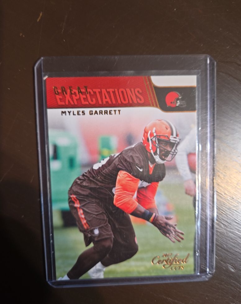2017 Panini Certified Cuts Great Expectations #Myles Garrett — front