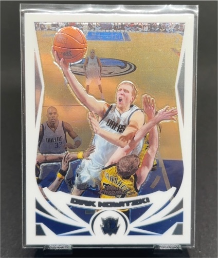 2004-05 Topps Chrome #41 Dirk Nowitzki — front
