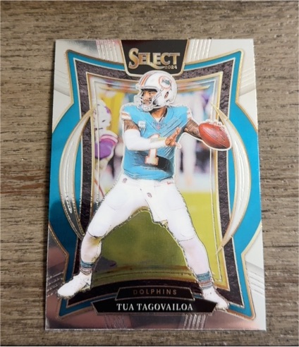 2024 Panini Select #99 Tua Tagovailoa Concourse Silver Prizm — front