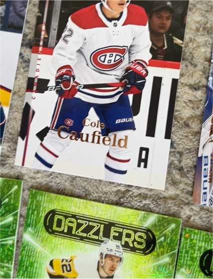 2022-23 Upper Deck Dazzlers #DZ-12 Cole Caufield — front