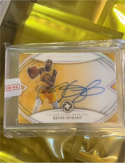 2018-19 Panini Opulence Luxurious Autographs #LA-KD Kevin Durant — front