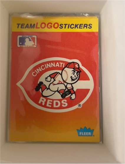 1991 Fleer Team Logo Stickers #NNO Cincinnati Reds — front