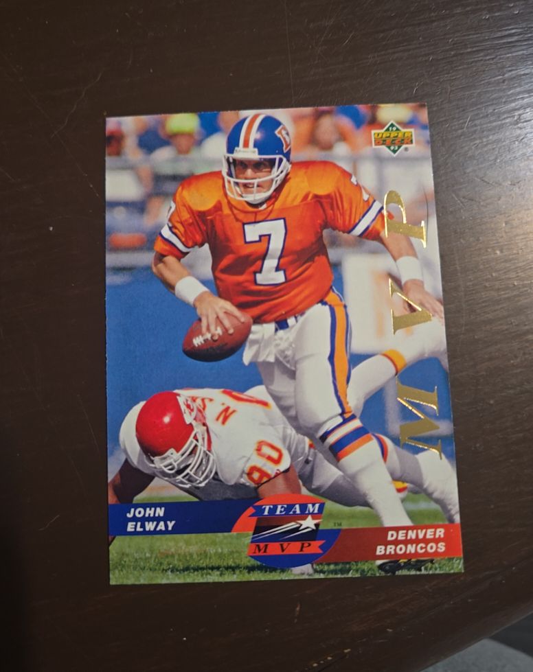 1993 Upper Deck #TM4 John Elway Team MVP — front