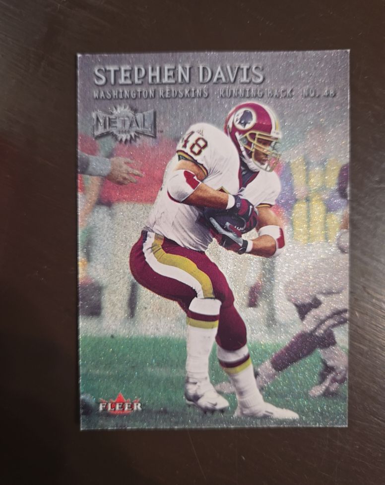2000 Fleer Metal #48 Stephen Davis — front