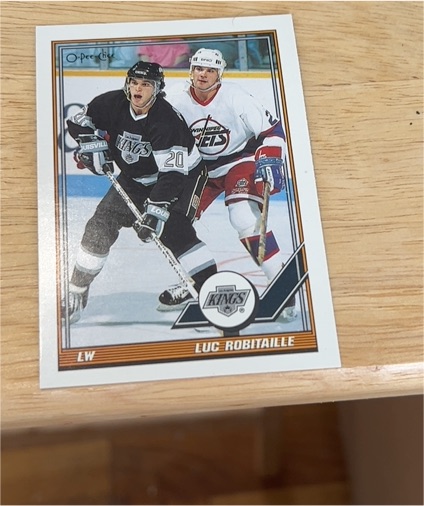 1991-92 O-Pee-Chee #405 Luc Robitaille — front