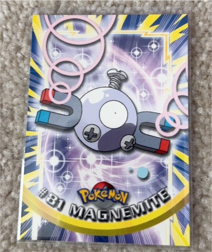 2000 Topps Pokemon #81 Magnemite — front