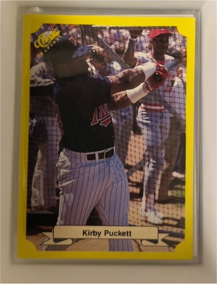 1987 Classic Yellow #112 Kirby Puckett — front