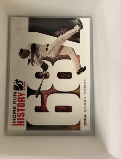2004 Topps Barry Bonds Home Run History #681 Barry Bonds — front