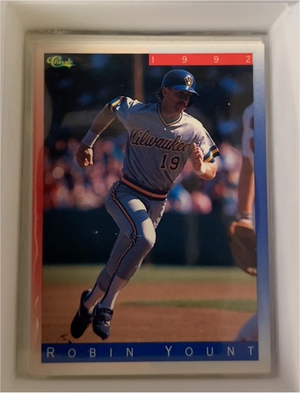 1992 Classic #19 Robin Yount — front