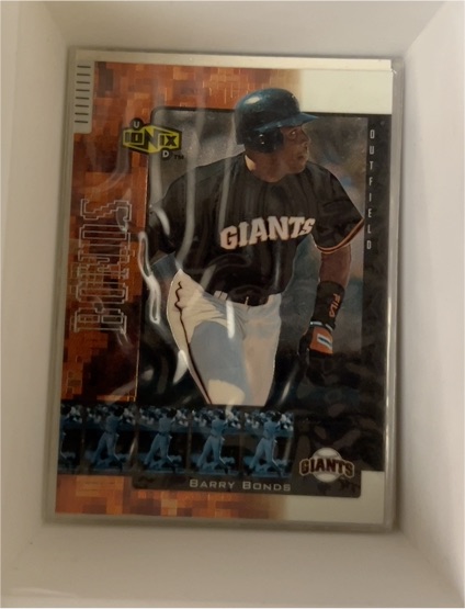 2000 Upper Deck Ionix #24 Barry Bonds — front