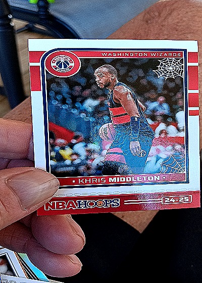 2024-25 Panini Haunted Hoops #84 Khris Middleton — front