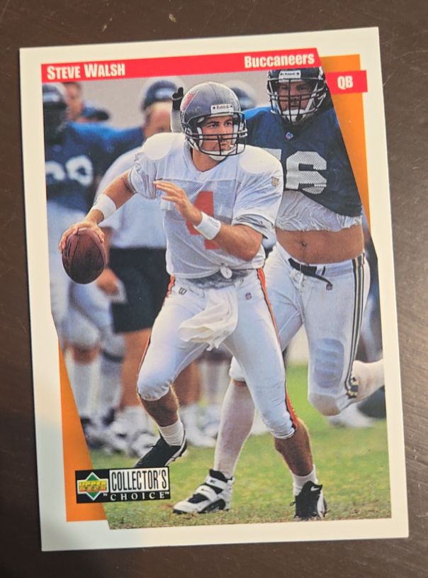1991 Upper Deck Collector's Choice Steve Walsh Buccaneers — front