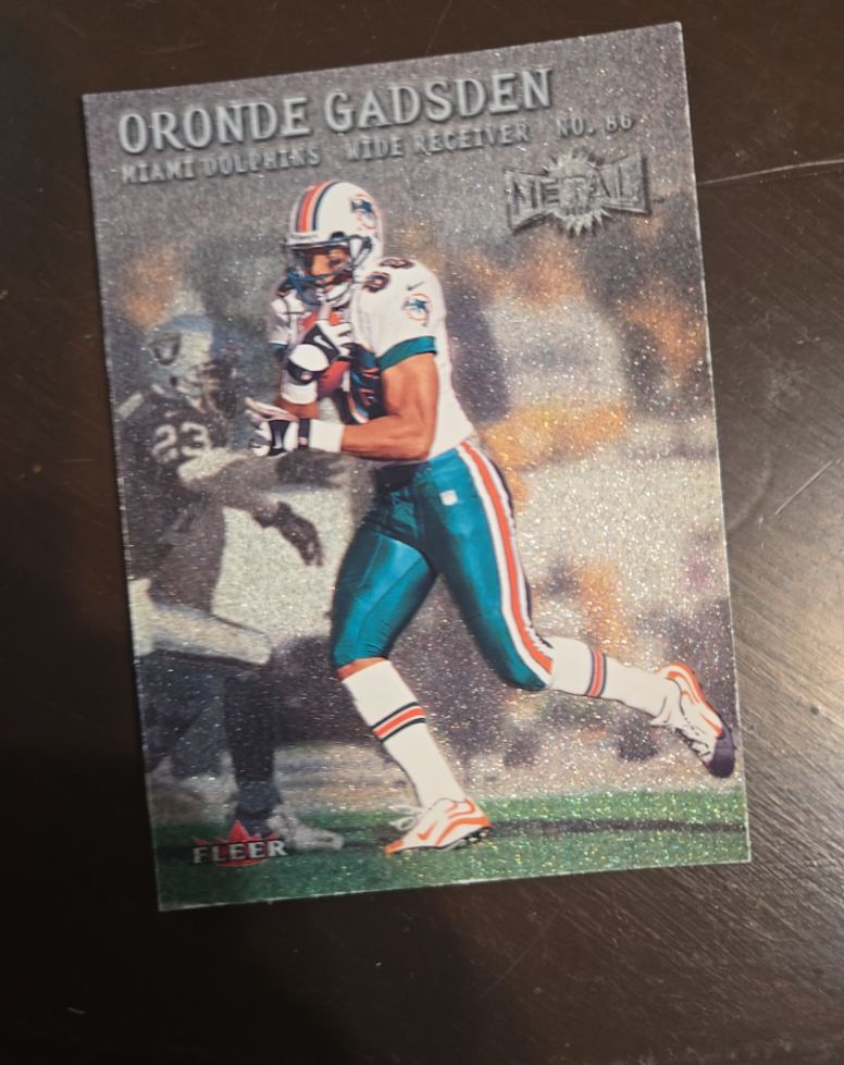 2000 Fleer Metal #34 Oronde Gadsden — front