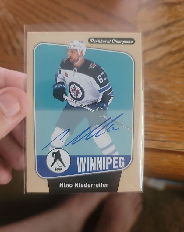 2024-25 Parkhurst Champions #28 Nino Niederreiter — front