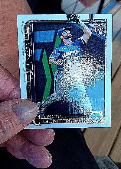 2025 Topps Series 1 #6 Tyler Gentry — front