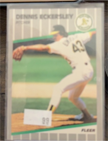 1989 Fleer #7 Dennis Eckersley Oakland Athletics — front