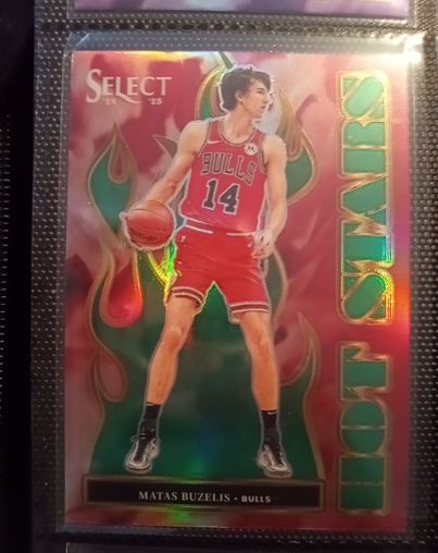 2024-25 Panini Select #4 Matas Buzelis Hot Stars — front