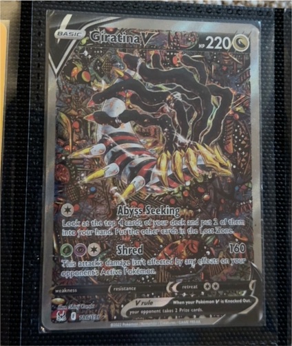 2022 Pokémon TCG Lost Origin #186 Giratina V — front