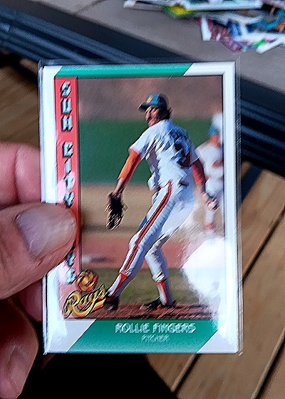 1988 Score #126 Rollie Fingers — front