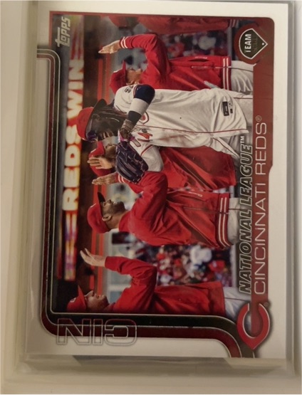 2025 Topps #99 Cincinnati Reds Elly De La Cruz — front