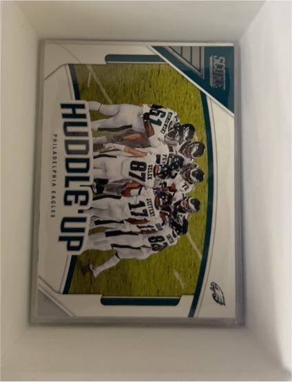 2018 Score #4 Philadelphia Eagles Huddle Up — front