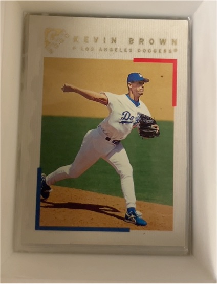 2000 Topps Gallery #43 Kevin Brown — front