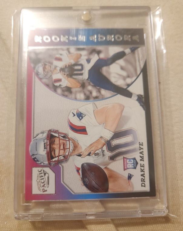 2024 Panini Encore Pacific #1 Drake Maye Rookie Aurora — front