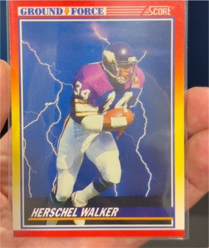 1990 Score #561 Herschel Walker — front