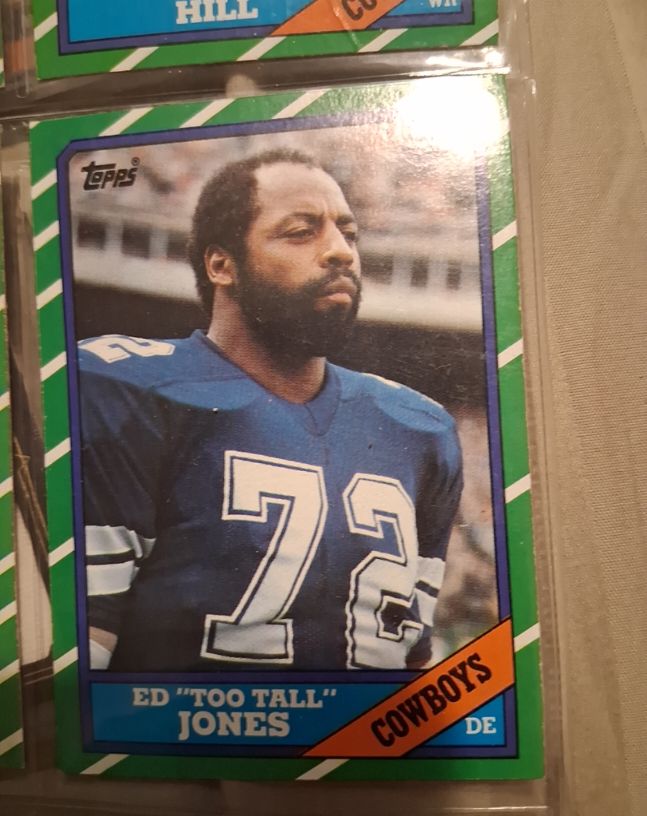 1986 Topps #132 Ed "Too Tall" Jones — front