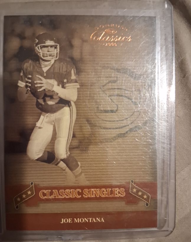 2006 Donruss Classics Classic Singles Gold #10 Joe Montana — front
