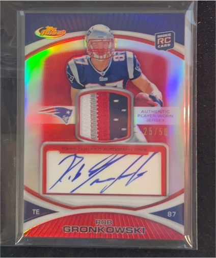 2010 Topps Finest #42 Rob Gronkowski Rookie Patch Autographs — front