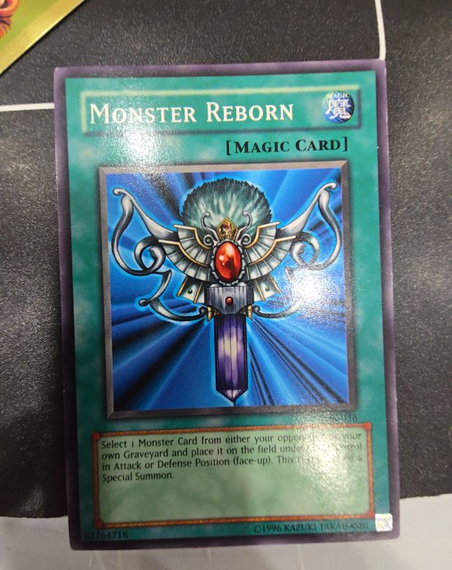 1996 Yu-Gi-Oh! SDP-035 Monster Reborn — front