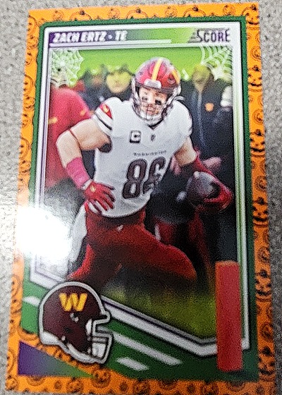 2025 Panini Score #257 Zach Ertz — front