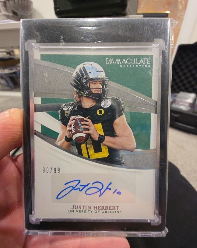 2021 Panini Immaculate Collegiate #II-JH Justin Herbert — front