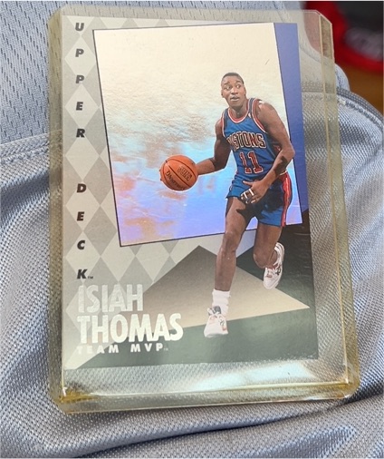 1992-93 Upper Deck Team MVP #8 Isiah Thomas — front