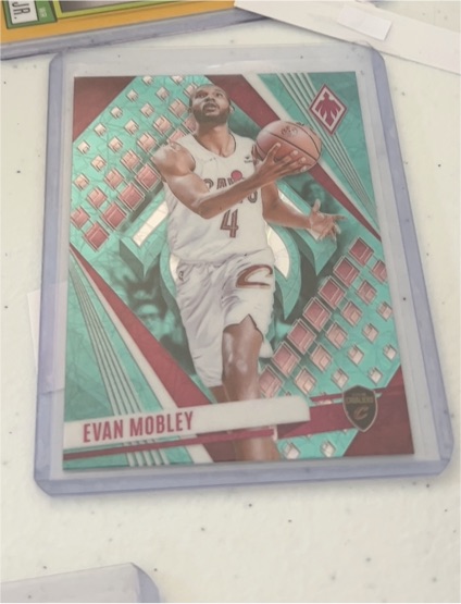 2023-24 Panini Phoenix #95 Evan Mobley — front