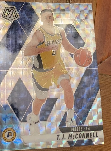2024-25 Panini Mosaic #9 T.J. McConnell — front