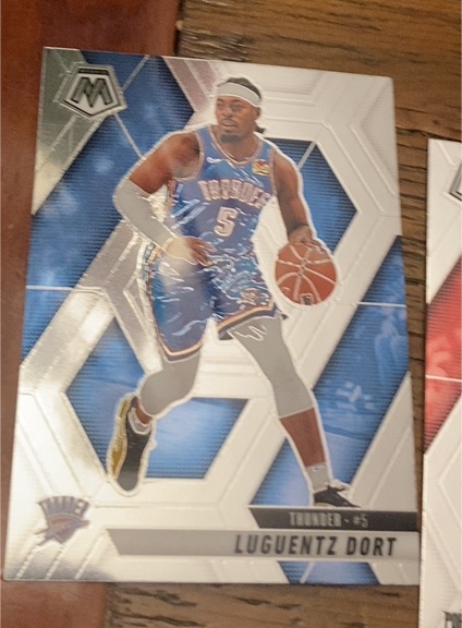 2023-24 Panini Mosaic #5 Luguentz Dort — front