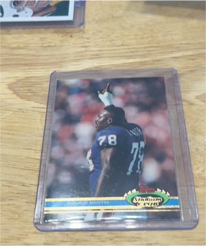 1991 Topps Stadium Club Football #12 Bruce Smith — front