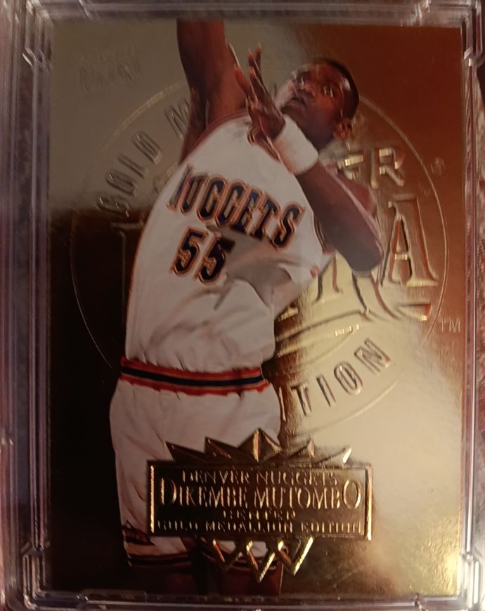 1995-96 Fleer Ultra Gold Medallion #36 Dikembe Mutombo — front