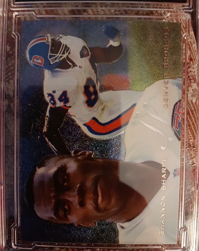 1995 Fleer Flair Preview #9 Shannon Sharpe — front
