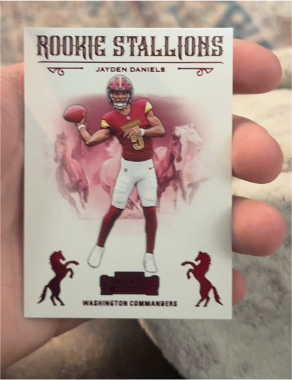 2024 Panini Contenders #3 Jayden Daniels Rookie Stallions — front