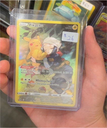 2022 Pokémon Lost Origin #TG05 Pikachu Trainer Gallery — front