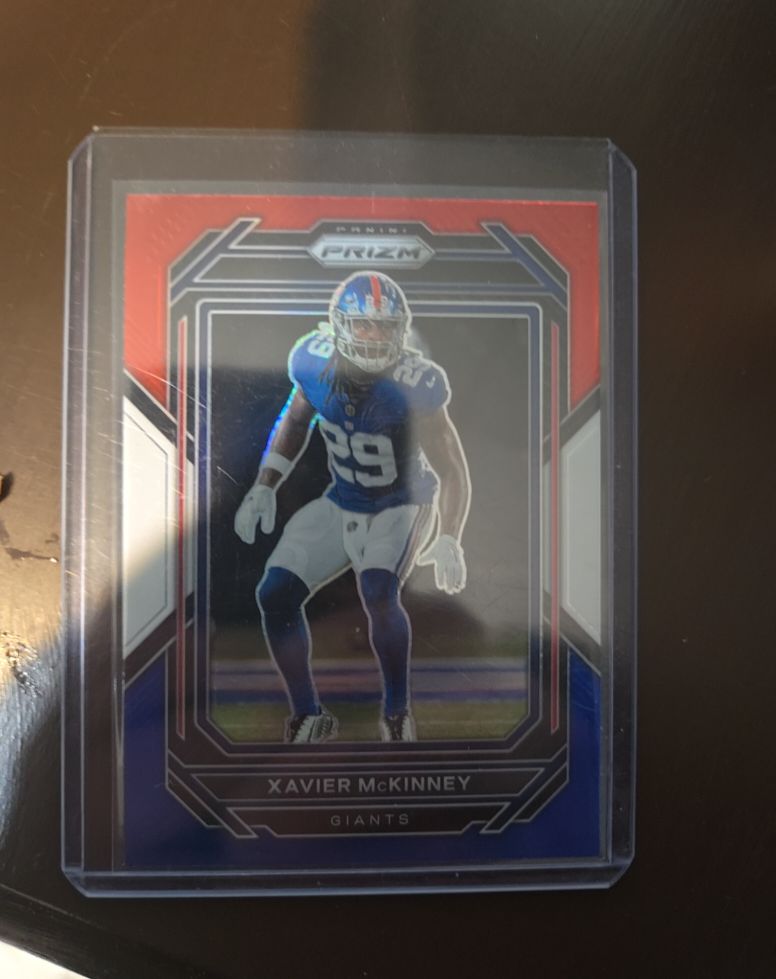 2022 Panini Prizm #221 Xavier McKinney — front