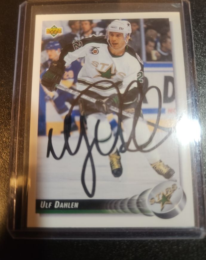 1992-93 Upper Deck #250 Ulf Dahlen — front